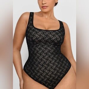 Shapellx Geometric Lace Sculpting Bodysuit Thong 3 Snap Closure XXL
